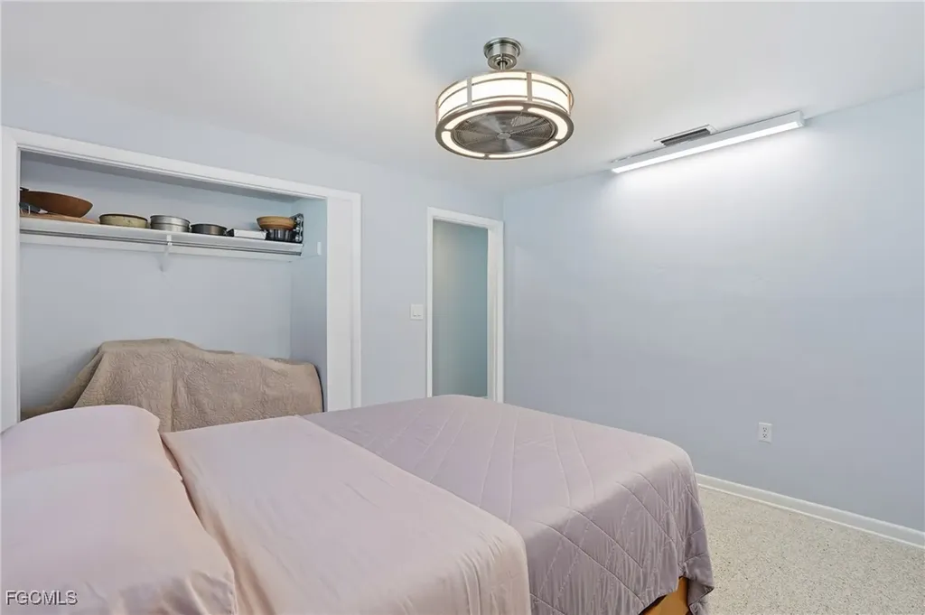 233 SE 47th Street Cape Coral FL 33904