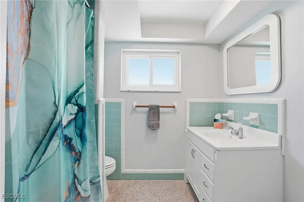 233 SE 47th Street Cape Coral FL 33904