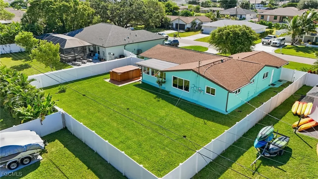 233 SE 47th Street Cape Coral FL 33904