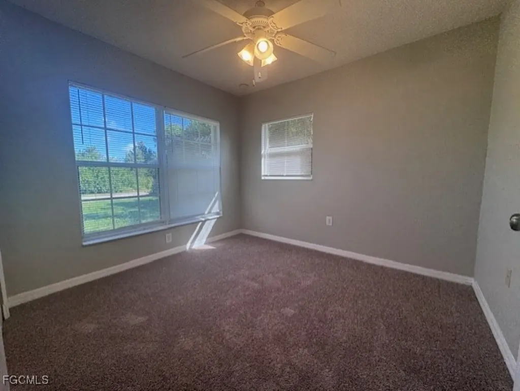 2805 15th Street SW Lehigh Acres FL 33976