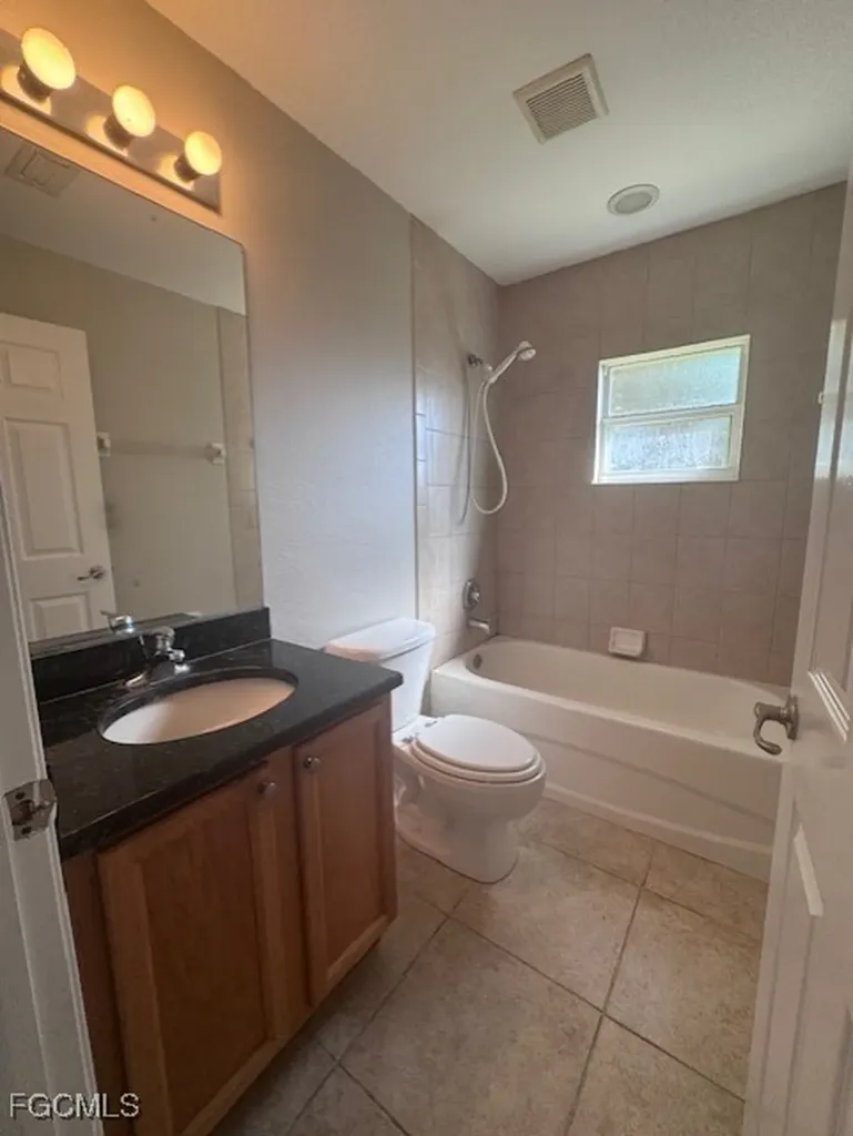 2805 15th Street SW Lehigh Acres FL 33976