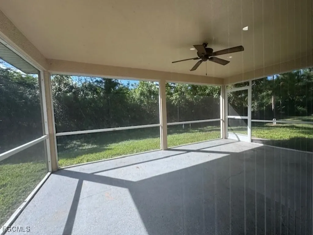2805 15th Street SW Lehigh Acres FL 33976