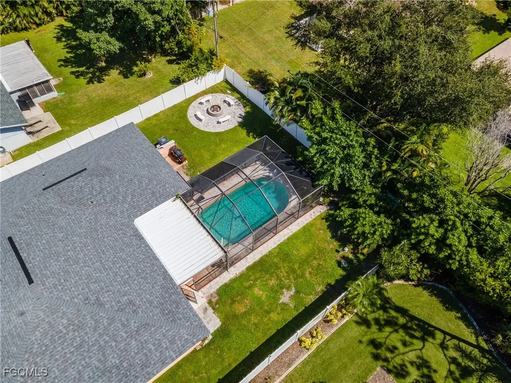 2103 SE 8th Avenue Cape Coral FL 33990