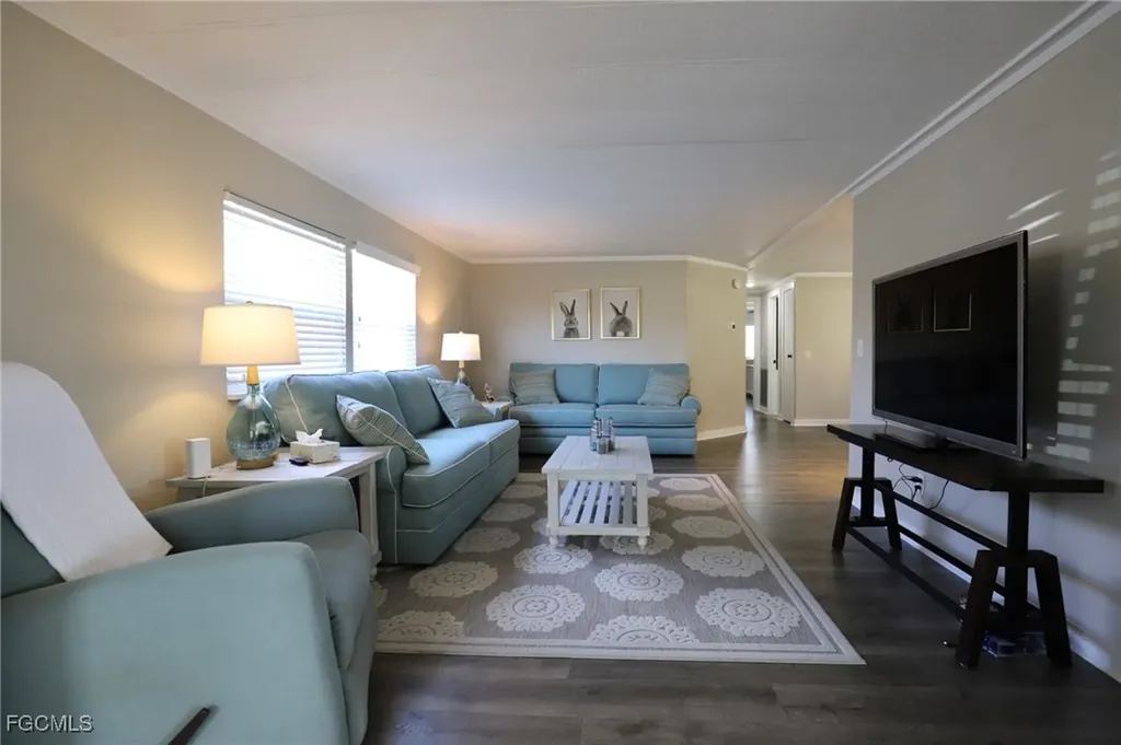 5509 Colonial Road North Fort Myers FL 33917