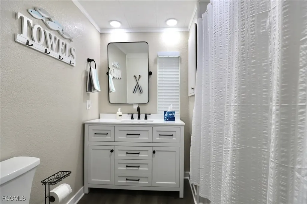 5509 Colonial Road North Fort Myers FL 33917