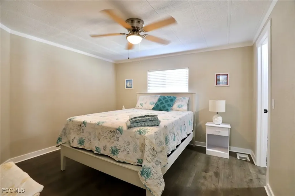 5509 Colonial Road North Fort Myers FL 33917