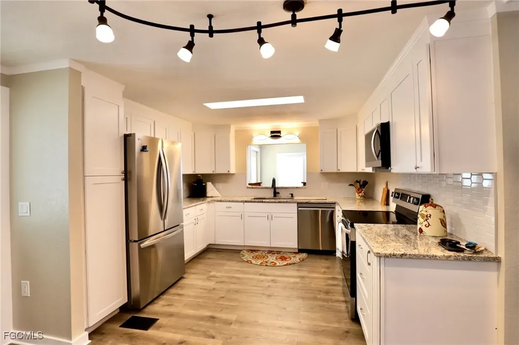 5509 Colonial Road North Fort Myers FL 33917