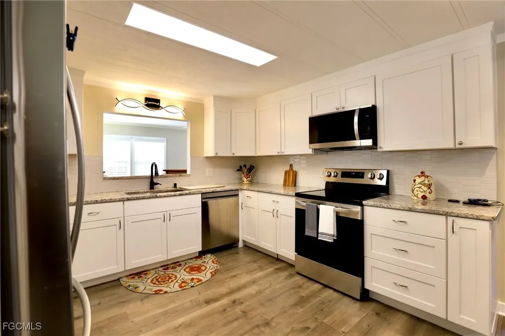 5509 Colonial Road North Fort Myers FL 33917