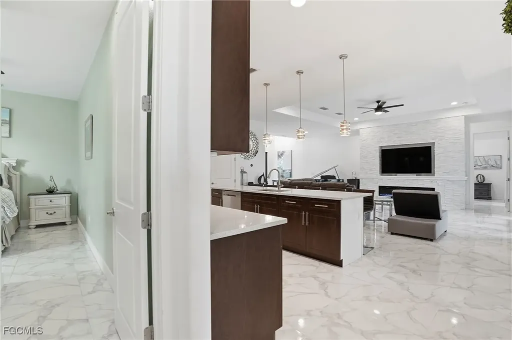 1217 SW 15th Terrace Cape Coral FL 33991