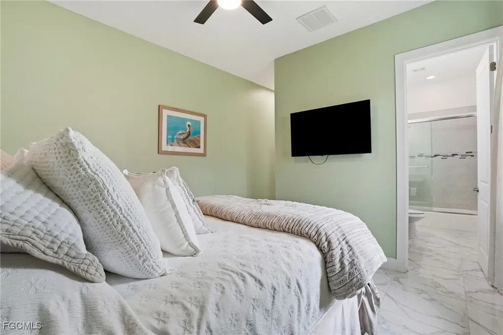 1217 SW 15th Terrace Cape Coral FL 33991