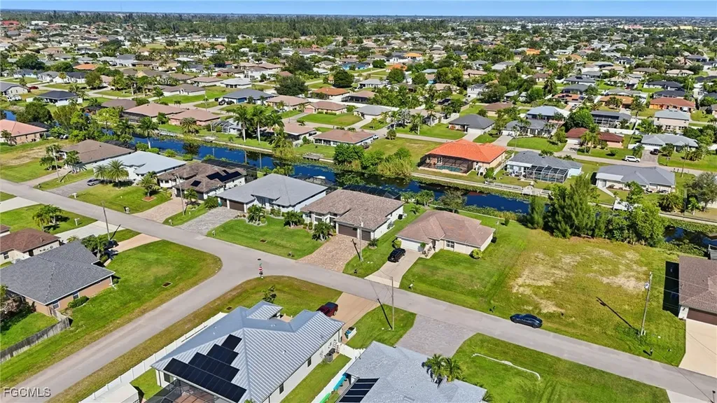 1217 SW 15th Terrace Cape Coral FL 33991