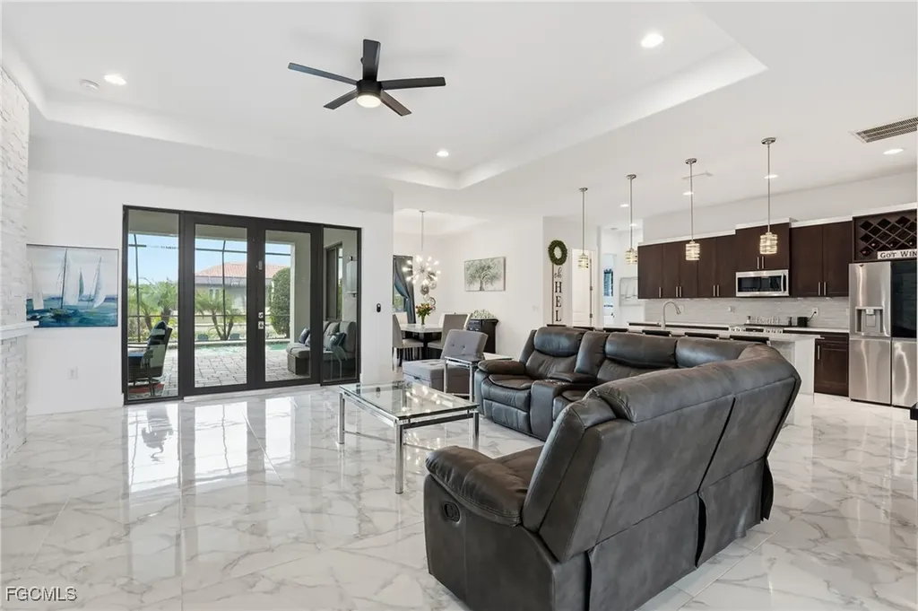 1217 SW 15th Terrace Cape Coral FL 33991