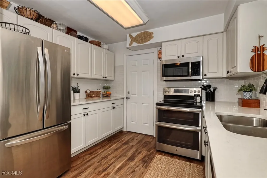 7238 Emily Drive Fort Myers FL 33908