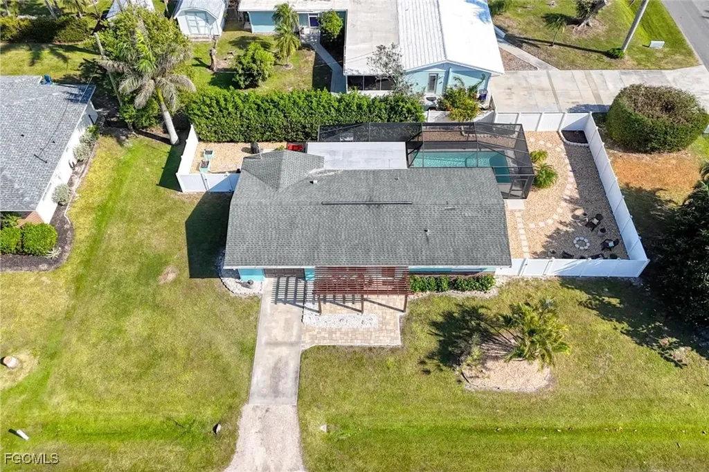 7238 Emily Drive Fort Myers FL 33908