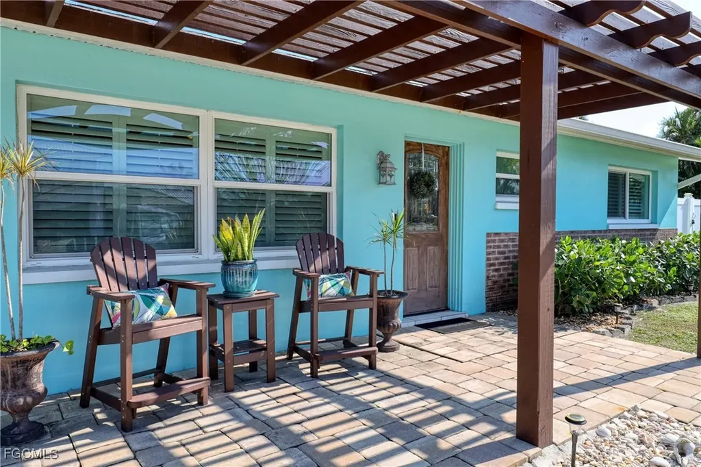 7238 Emily Drive Fort Myers FL 33908