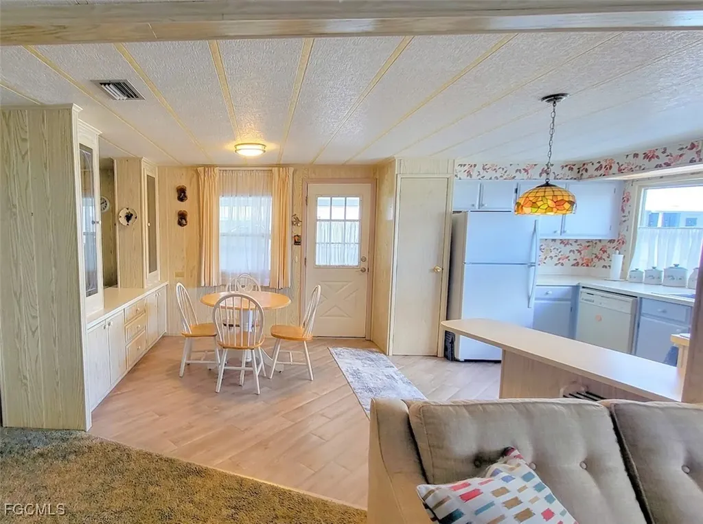 10 Hay Street Alva FL 33920