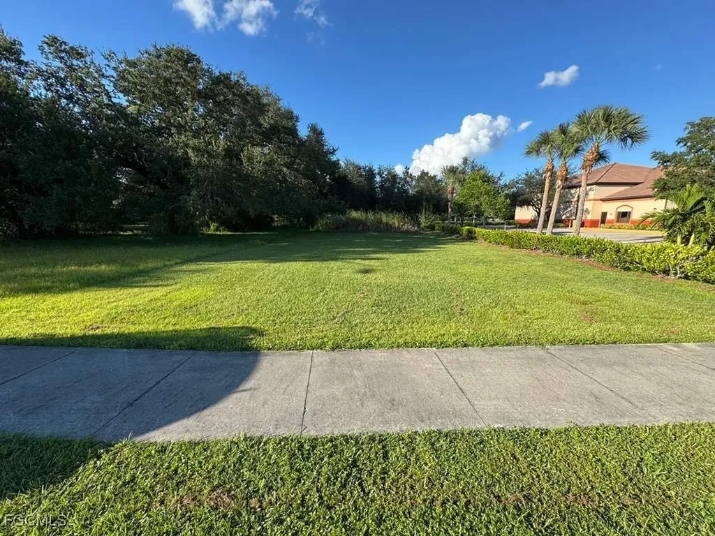 3627 Michigan Avenue Fort Myers FL 33916