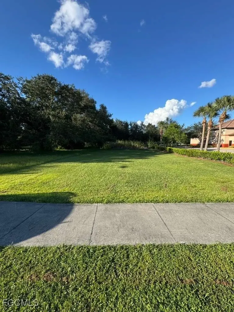 3627 Michigan Avenue Fort Myers FL 33916