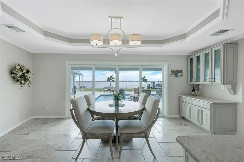 3735 SE 21st Place Cape Coral FL 33904