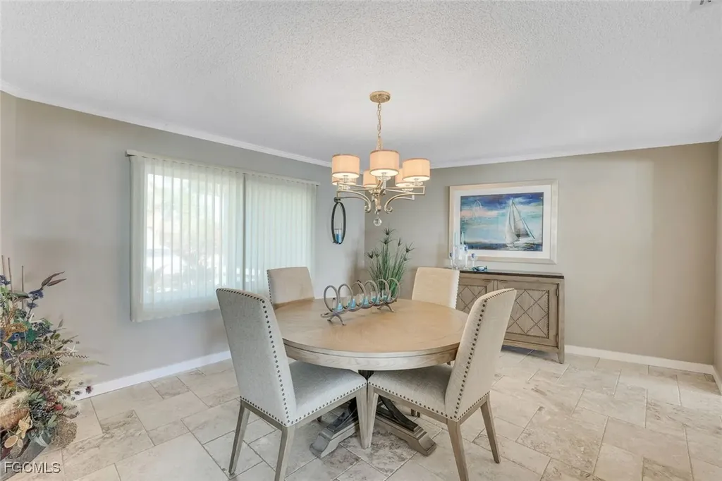 3735 SE 21st Place Cape Coral FL 33904