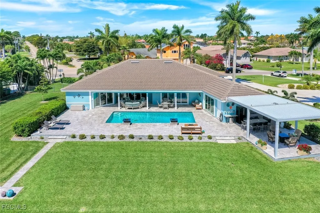 3735 SE 21st Place Cape Coral FL 33904