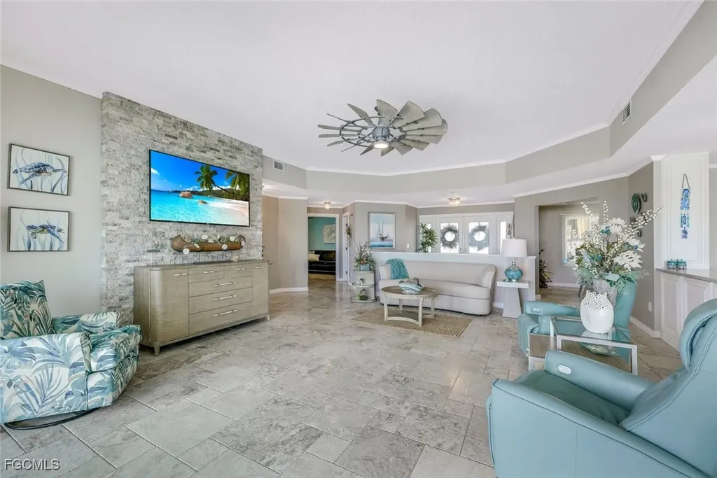 3735 SE 21st Place Cape Coral FL 33904