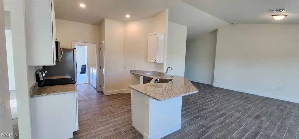 2513 43rd Street SW Lehigh Acres FL 33976