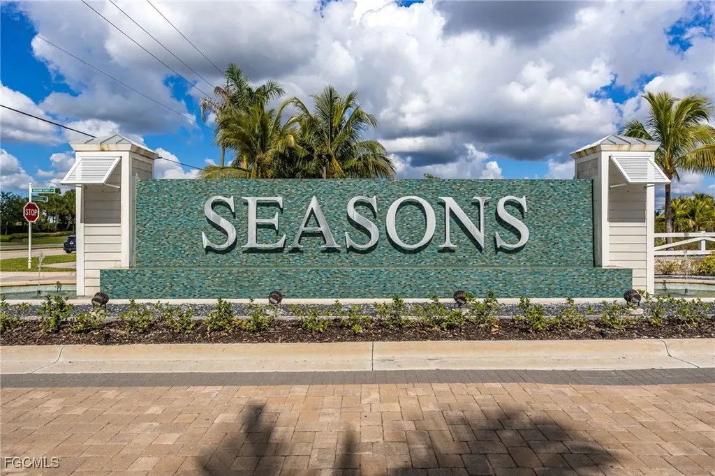 16697 Seasons Coast Drive Bonita Springs FL 34135