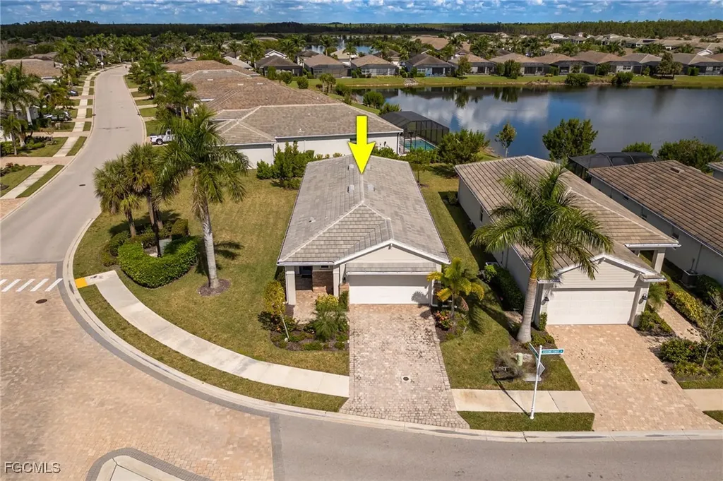 16697 Seasons Coast Drive Bonita Springs FL 34135