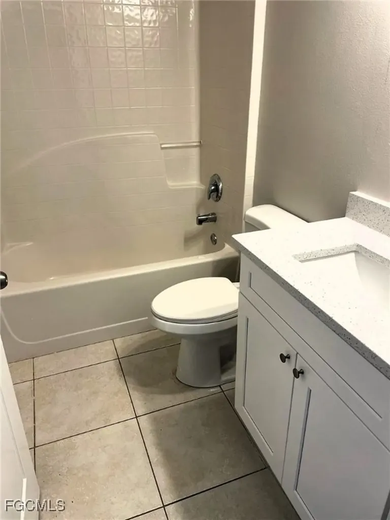 1017 Andalusia Boulevard Cape Coral FL 33909