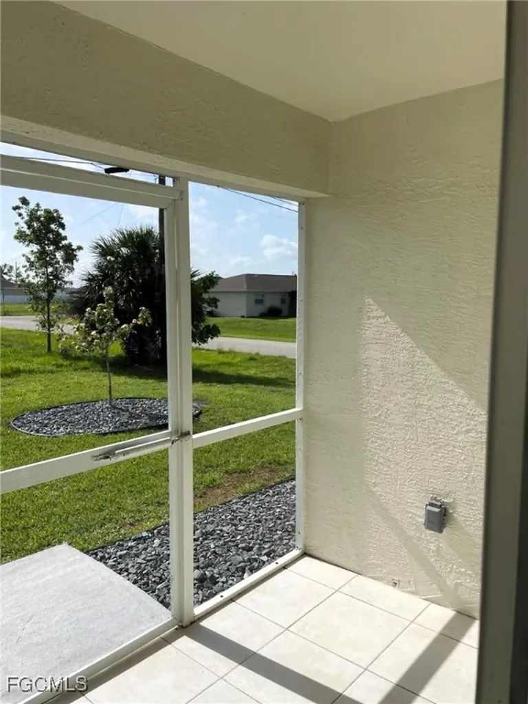 1017 Andalusia Boulevard Cape Coral FL 33909