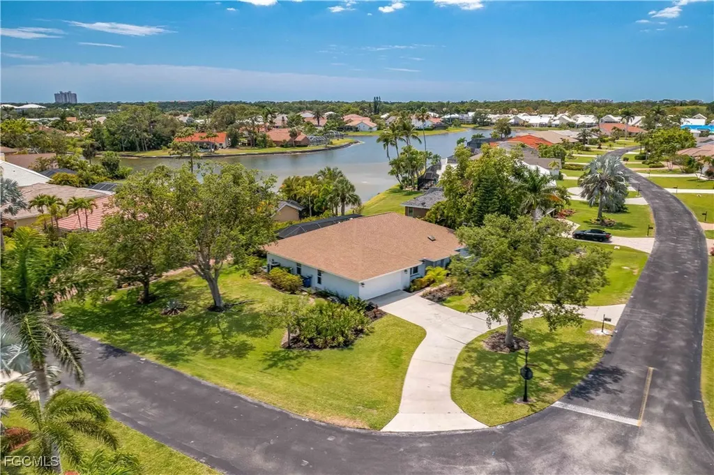 28211 Winthrop Circle Bonita Springs FL 34134