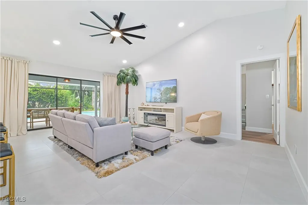 28211 Winthrop Circle Bonita Springs FL 34134