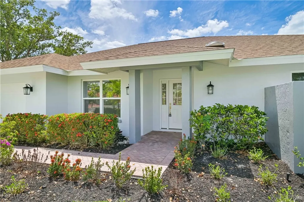 28211 Winthrop Circle Bonita Springs FL 34134