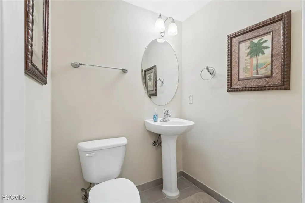 2825 Palm Beach Boulevard Fort Myers FL 33916