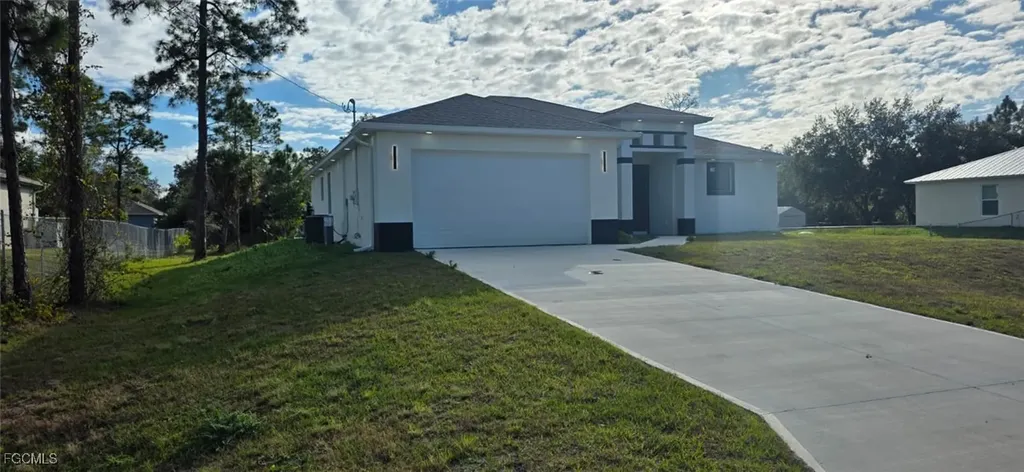 804 Calvin Avenue Lehigh Acres FL 33972