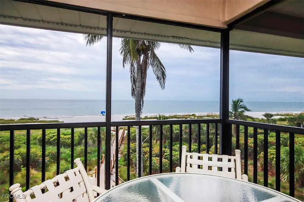 1785 Middle Gulf Drive Sanibel FL 33957