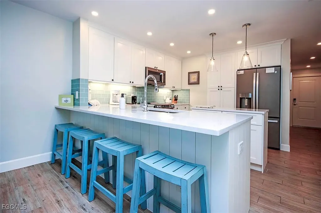 1785 Middle Gulf Drive Sanibel FL 33957