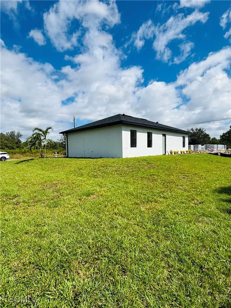 302 E 15th Street Lehigh Acres FL 33972