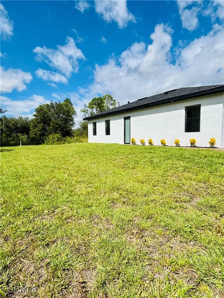 302 E 15th Street Lehigh Acres FL 33972