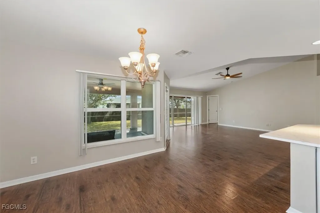 424 NW 14th Street Cape Coral FL 33993