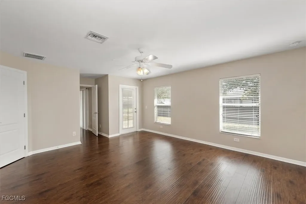 424 NW 14th Street Cape Coral FL 33993