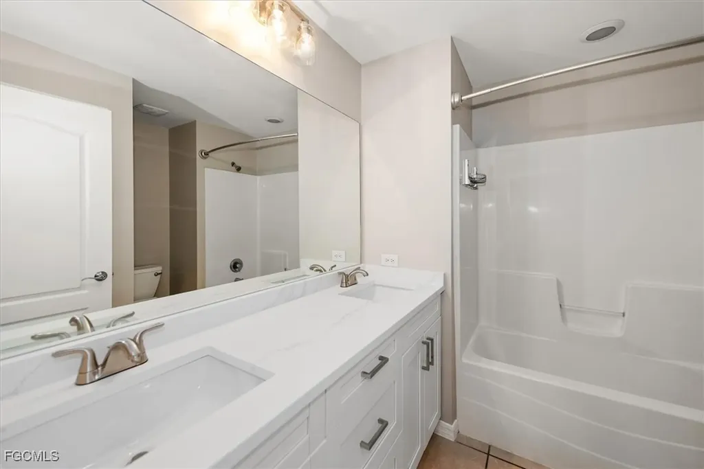 424 NW 14th Street Cape Coral FL 33993