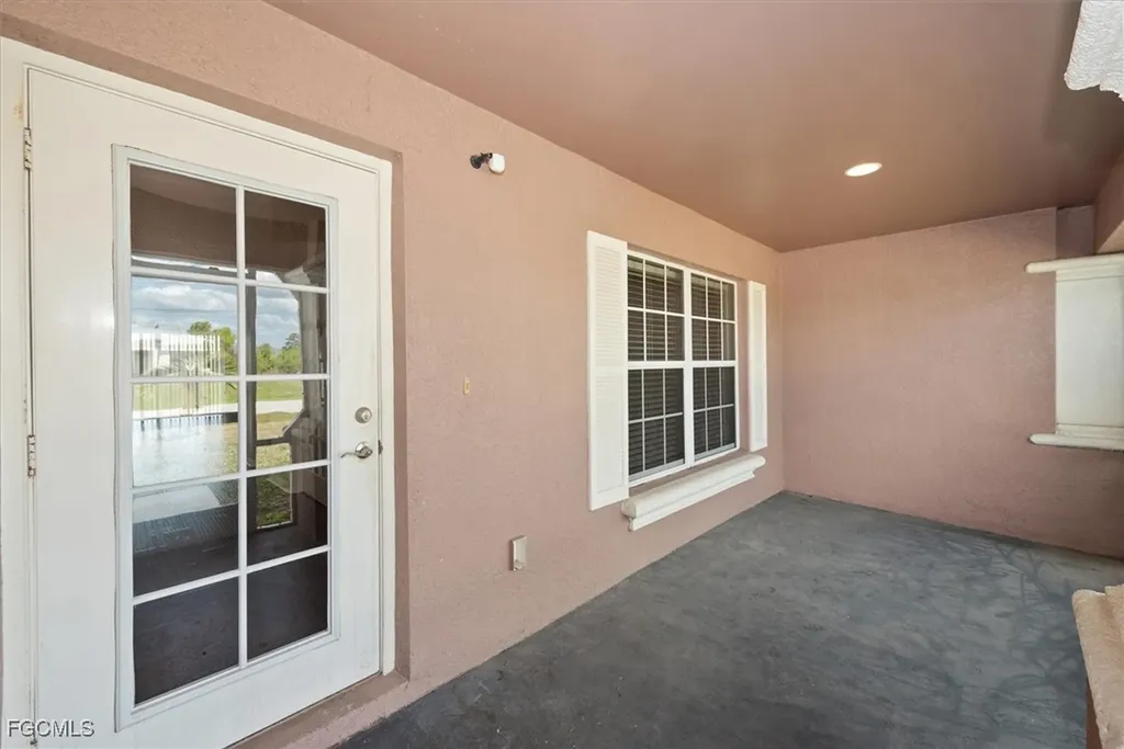 424 NW 14th Street Cape Coral FL 33993