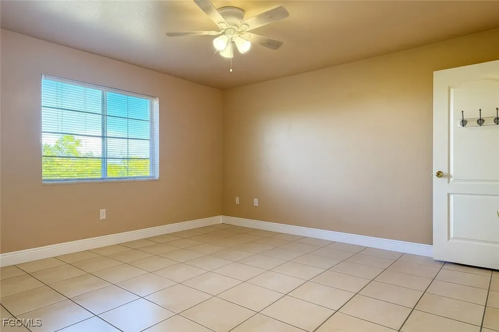 4137 Skyline Boulevard Cape Coral FL 33914