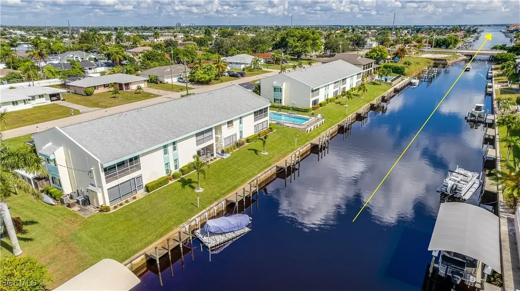 1322 SE 40th Street Cape Coral FL 33904