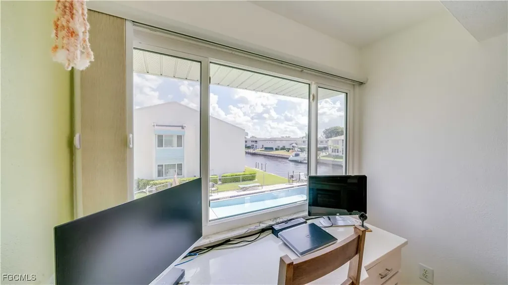 1322 SE 40th Street Cape Coral FL 33904