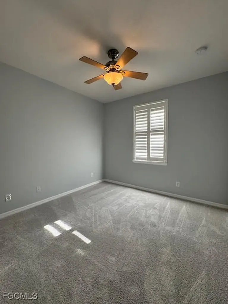 4040 Cherrybrook Loop Fort Myers FL 33966