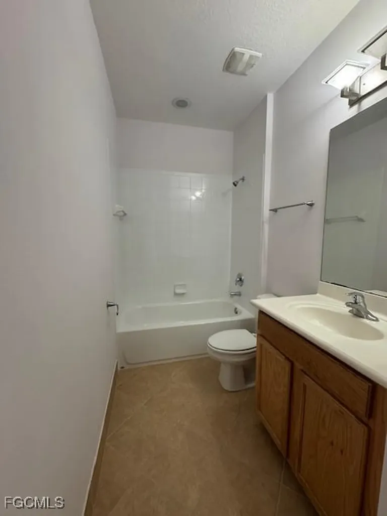 4040 Cherrybrook Loop Fort Myers FL 33966