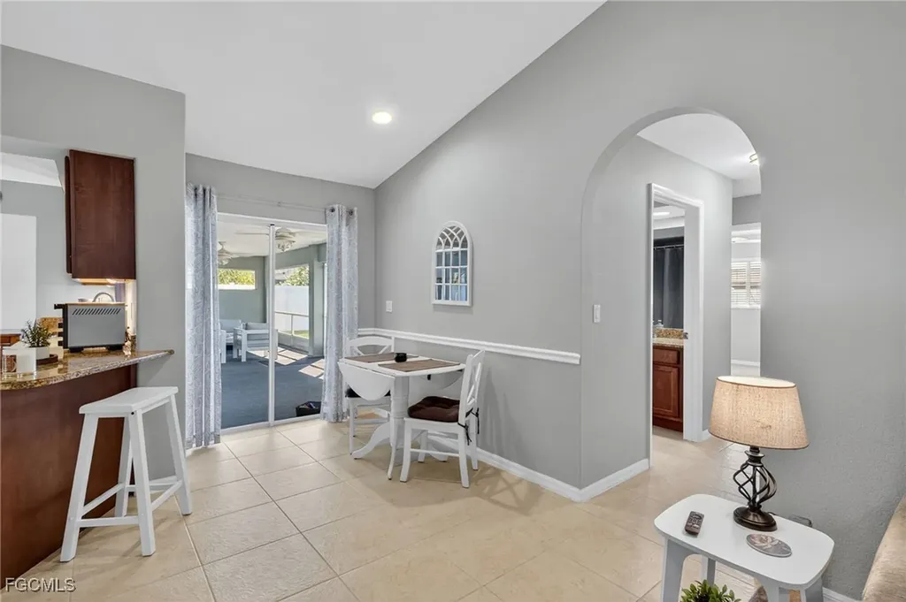 418 SE 31st Street Cape Coral FL 33904
